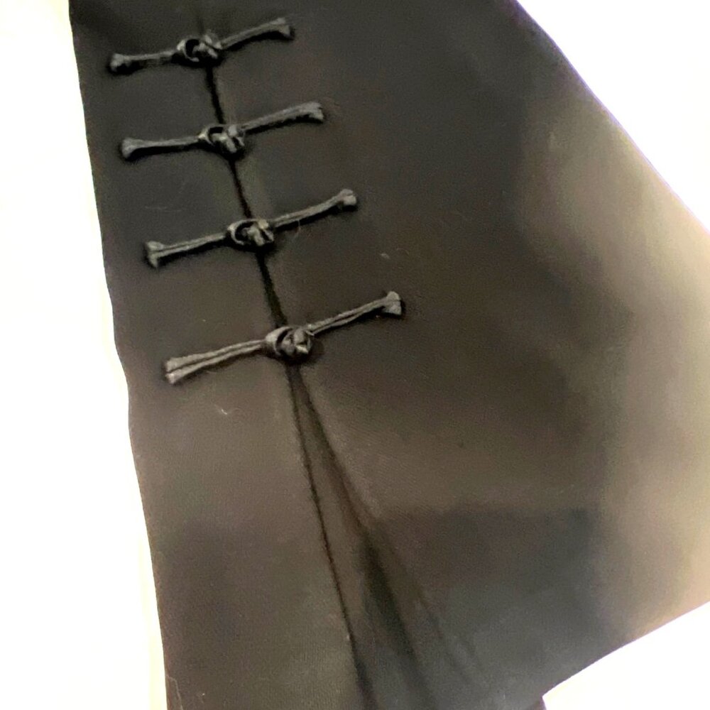 ASIAN style pants with frog on flare BLACK Women L XS